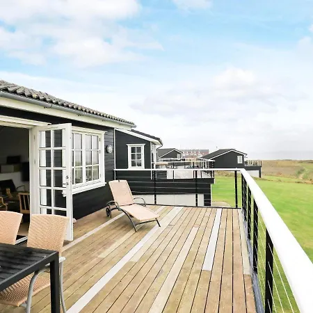 Four-bedroom Holiday In Feriehus